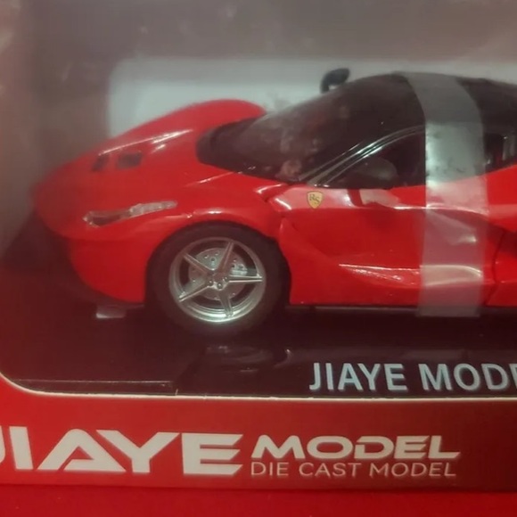 ⭐️🌴 Ferrari JIAYE Model Car 1:32 Pull Back with Sound Light Diecast Metal Body - Picture 3 of 8